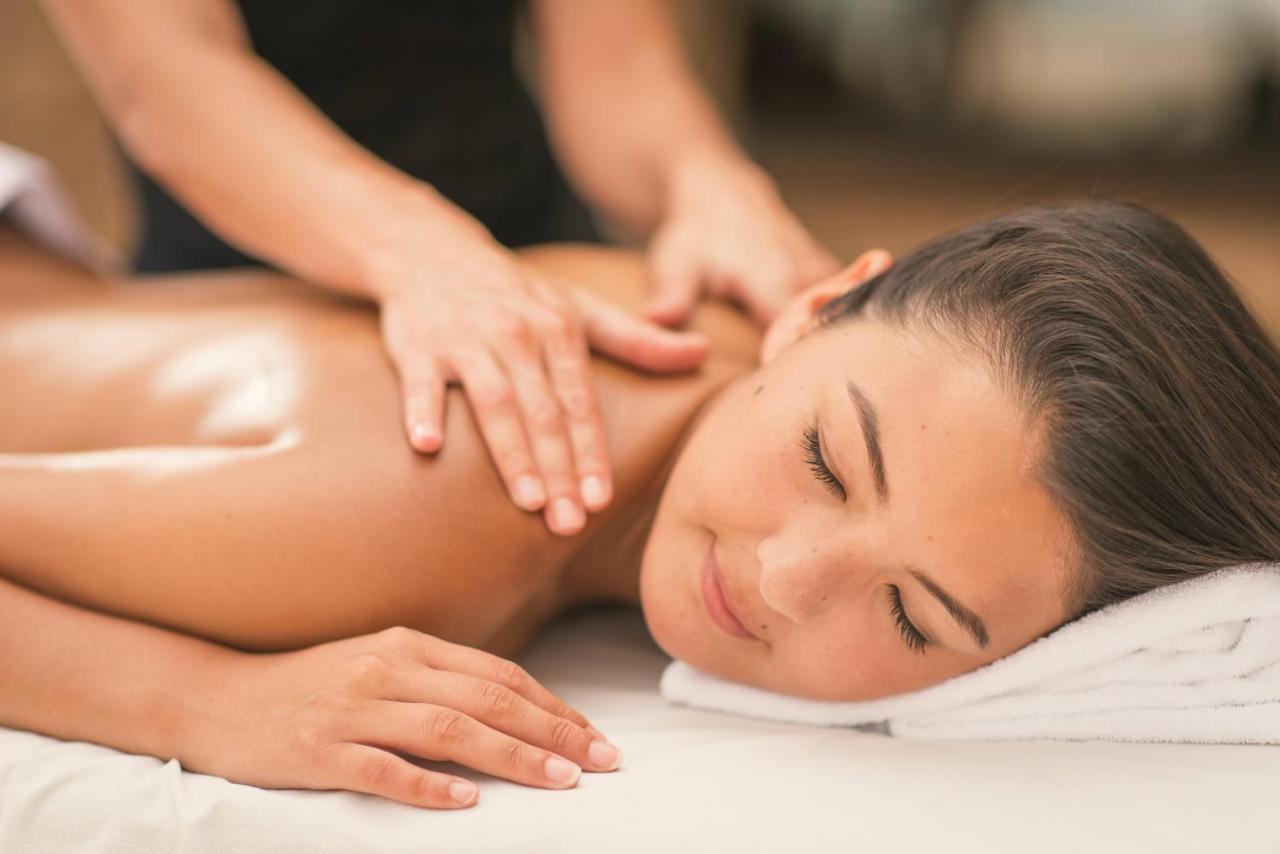 Hard Rock Hotel Goa Calangute Luaran gambar Massage