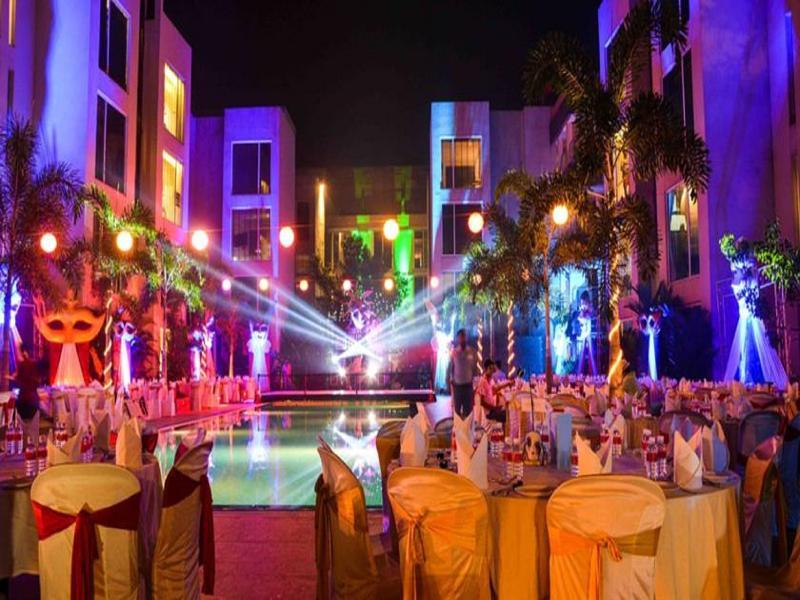 Hard Rock Hotel Goa Calangute Luaran gambar The pool at the hotel