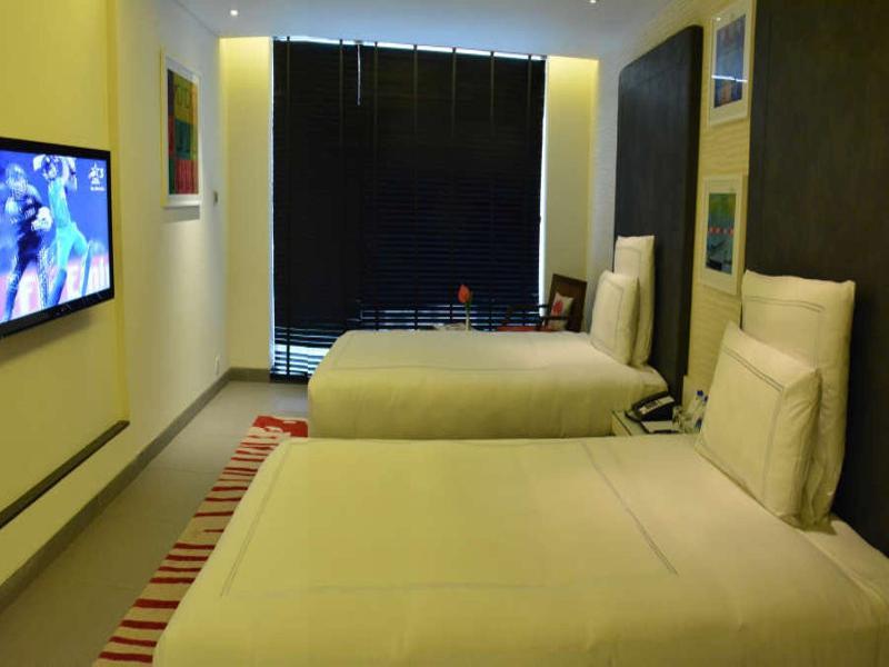 Hard Rock Hotel Goa Calangute Luaran gambar A room at the hotel