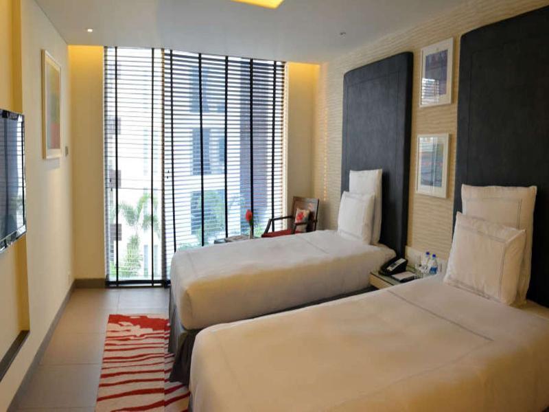 Hard Rock Hotel Goa Calangute Luaran gambar A room at the Park, Hyderabad