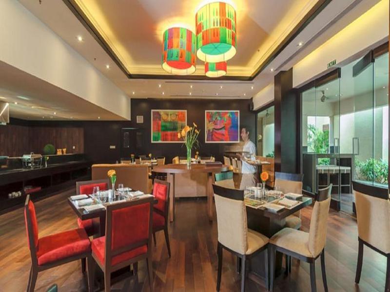 Hard Rock Hotel Goa Calangute Luaran gambar The restaurant