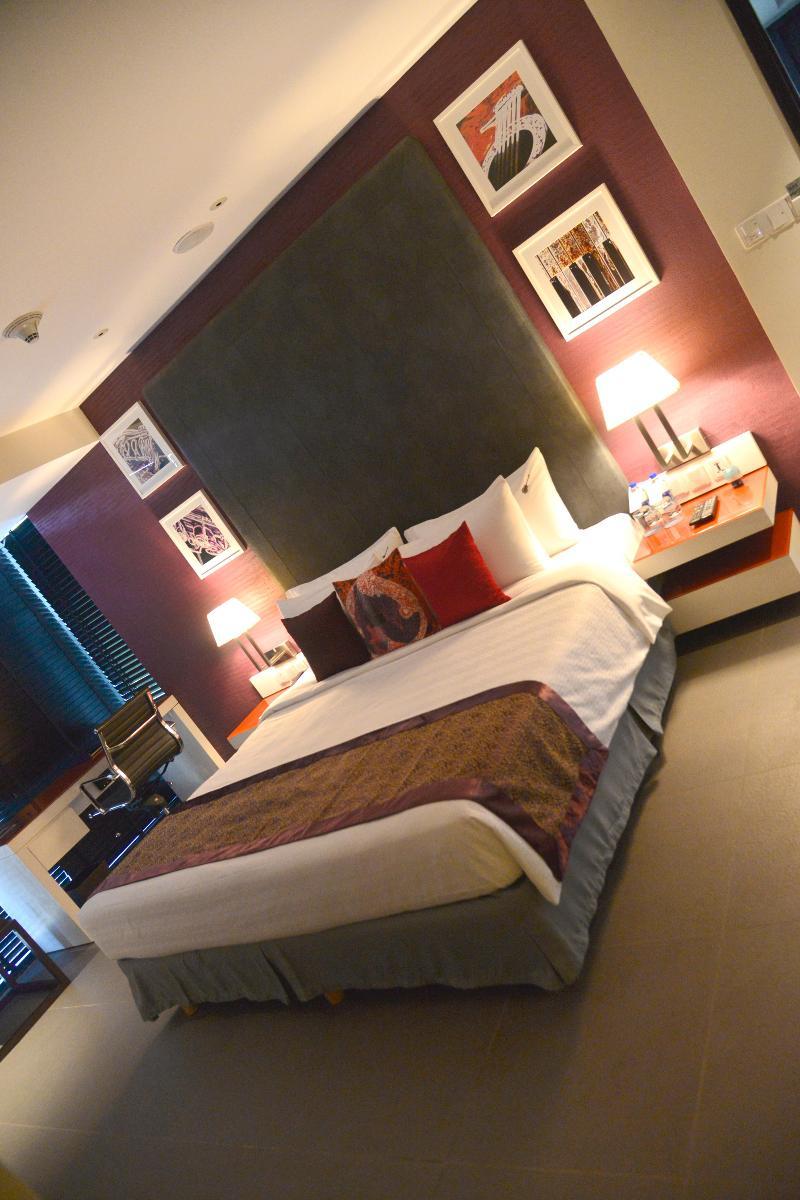 Hard Rock Hotel Goa Calangute Luaran gambar A room at the hotel