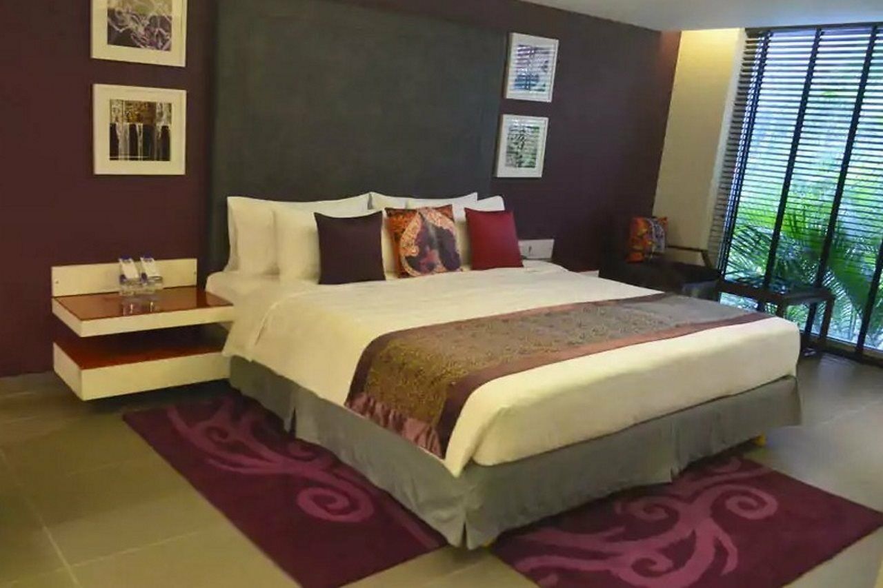 Hard Rock Hotel Goa Calangute Luaran gambar A bedroom at the hotel